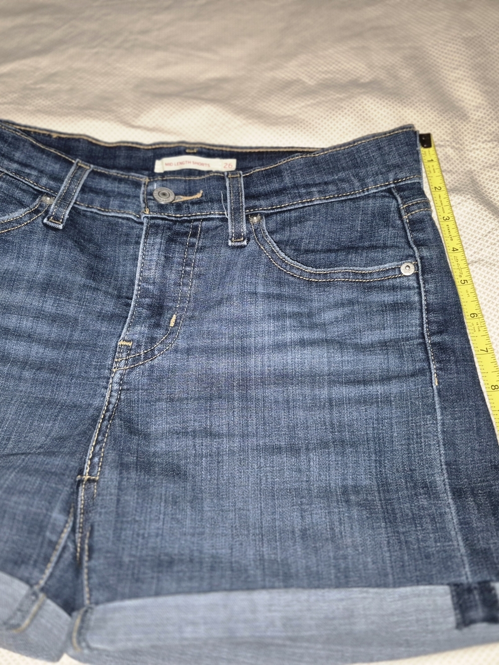 Levis Med Lenth - Picture 2 of 7